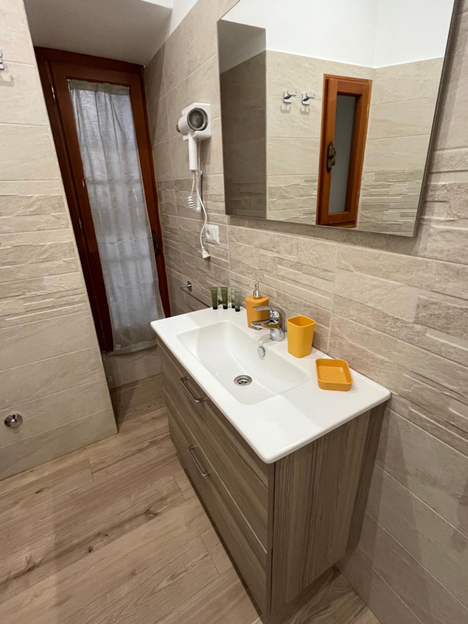 רומא Ottaviano Lodge מראה חיצוני תמונה